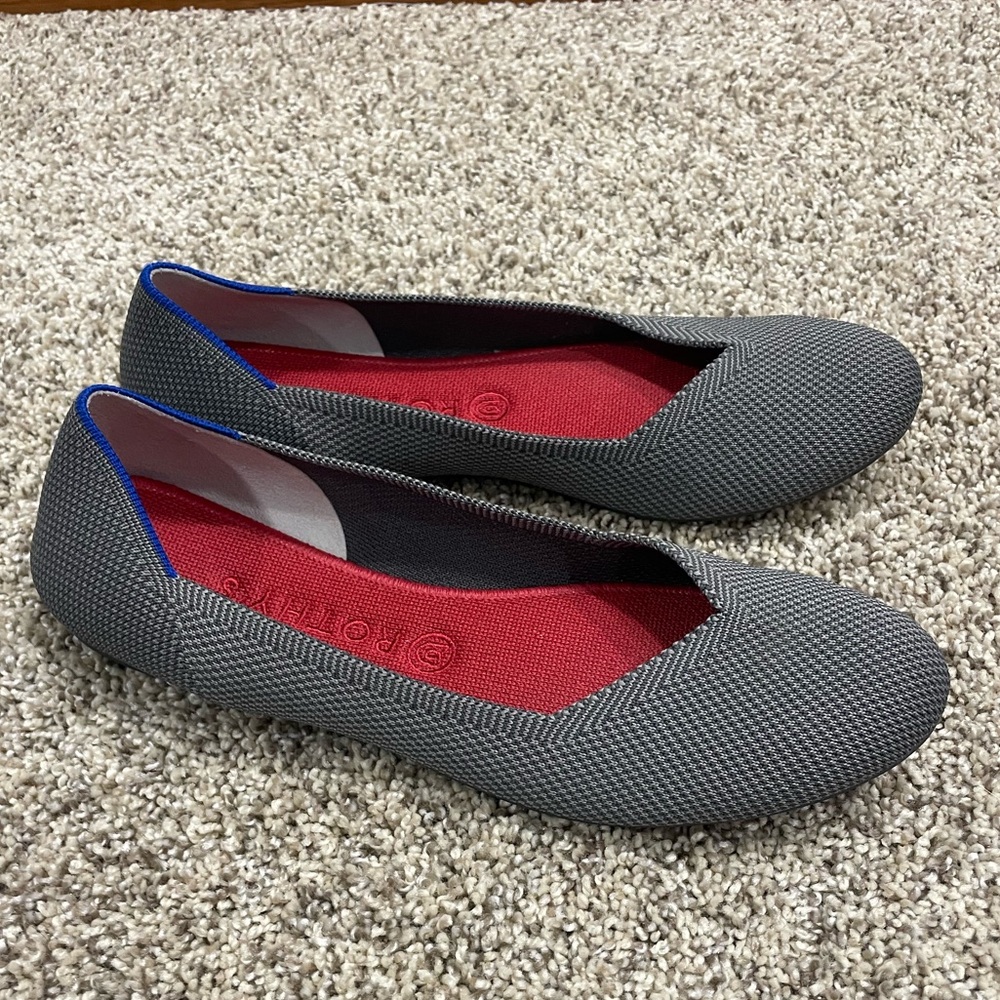 Rothy's Gray Flats Size 10 with Red Insole and Blue Trim